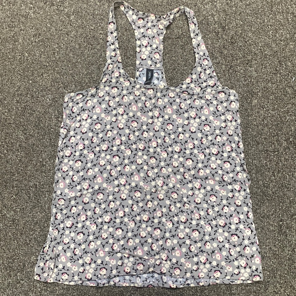 Women’s flowered tank top, size small